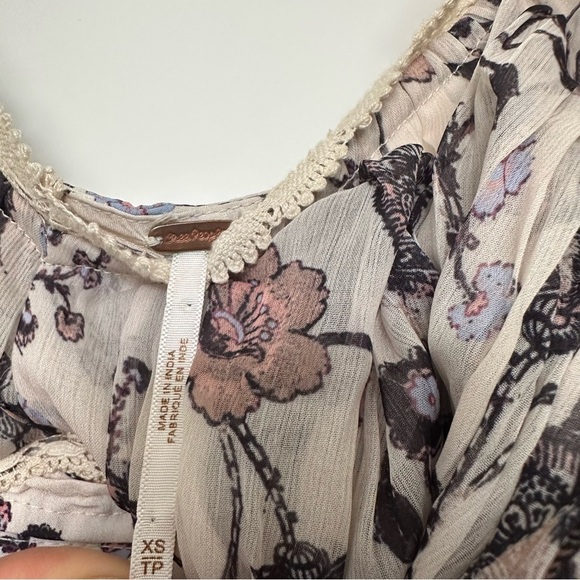 Free People Cream Puff Sleeve Floral Bodysuit - Picture 6 of 12